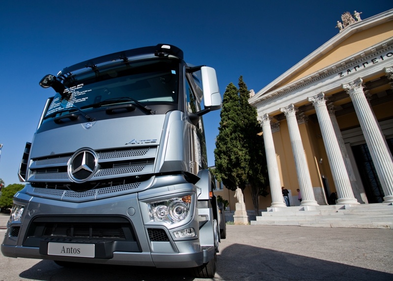 H πρώτη εμφάνιση του νέου Antos στην Ελλάδα (photos)