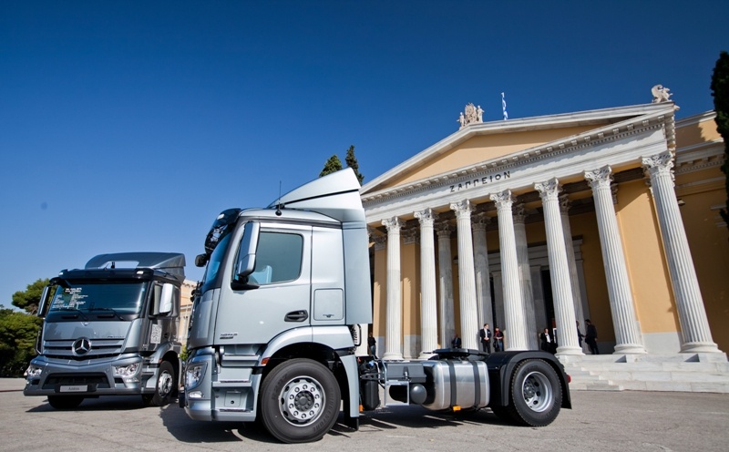 H πρώτη εμφάνιση του νέου Antos στην Ελλάδα (photos)