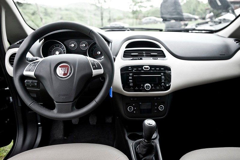Eπιστρέφει ανανεωμένο το Fiat Linea (photos)