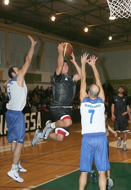 ΠΑΟΚ: Η επίσκεψη στη Νάουσα (video+photos)