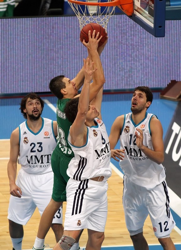 Παναθηναϊκός: Πήρε στέμμα και... σκαλπ της Ρεάλ! (photos+video)