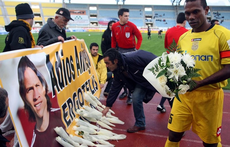 Αντόνιο Ντε Νίγκρις, σαν μακάβριο ψέμα… (photos+videos)