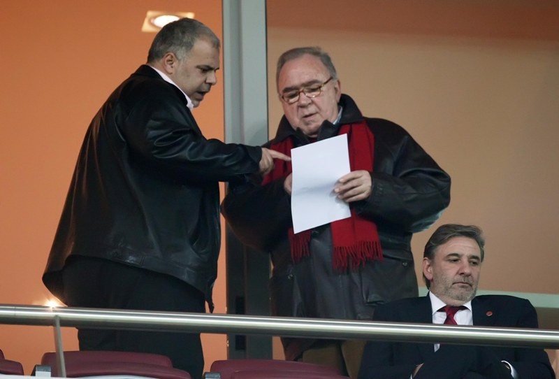 Ολυμπιακός: Στο γήπεδο ο Κόκκαλης (photos)