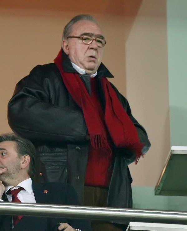 Ολυμπιακός: Στο γήπεδο ο Κόκκαλης (photos)