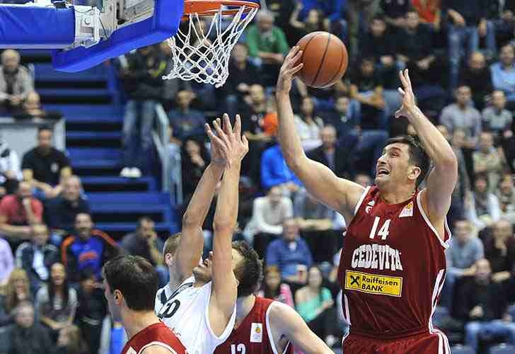 Σούτον στο Onsports: «Ο Σπανούλης έφερε εδώ τον Ολυμπιακό!» (photos+videos)