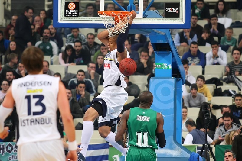 «Μάικ, ψυχάρα, για πάντα τριφυλλάρα» (videos+photos)