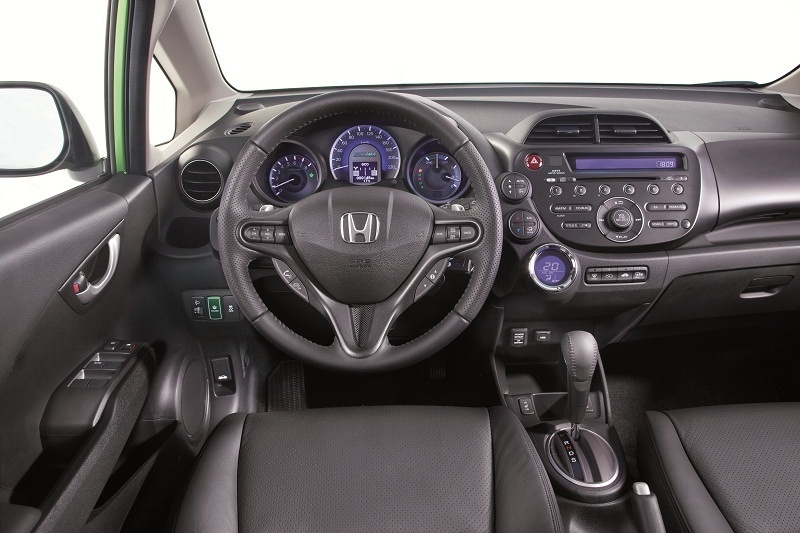 Honda Jazz Hybrid (photos)