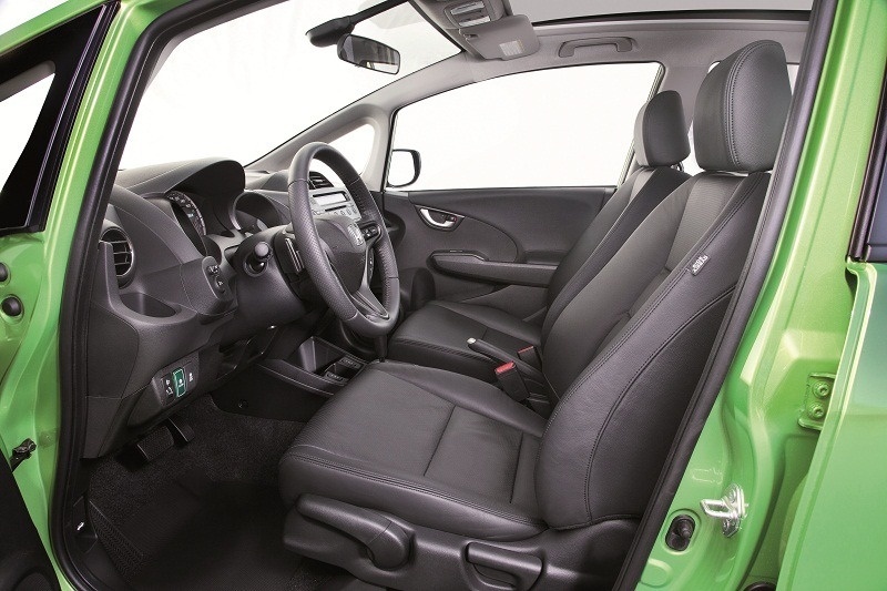 Honda Jazz Hybrid (photos)
