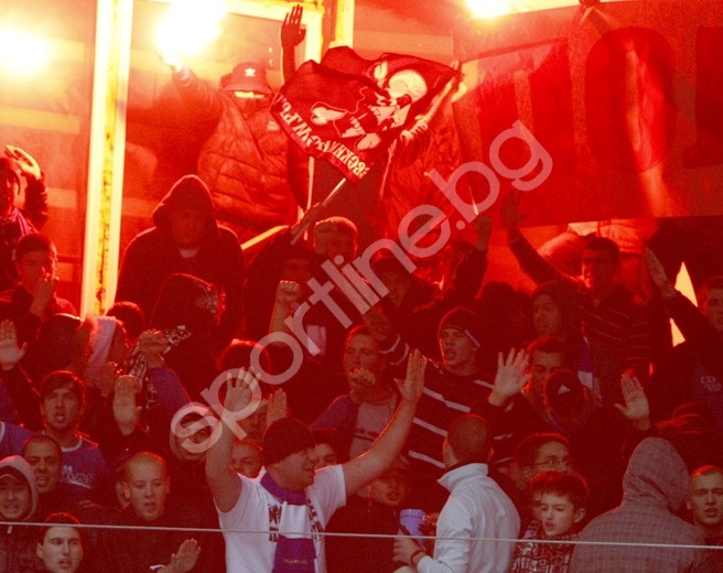 Challenge Cup: Σοβαρά επεισόδια στη ρεβάνς του Ολυμπιακού με τη Λέφσκι (photos)
