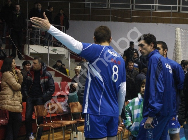 Challenge Cup: Σοβαρά επεισόδια στη ρεβάνς του Ολυμπιακού με τη Λέφσκι (photos)