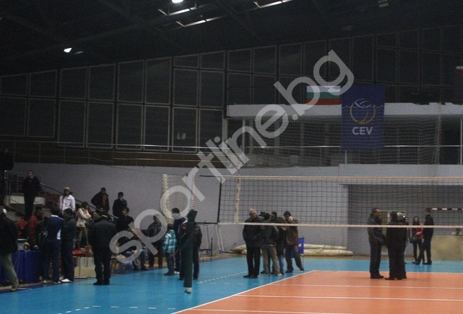 Challenge Cup: Σοβαρά επεισόδια στη ρεβάνς του Ολυμπιακού με τη Λέφσκι (photos)
