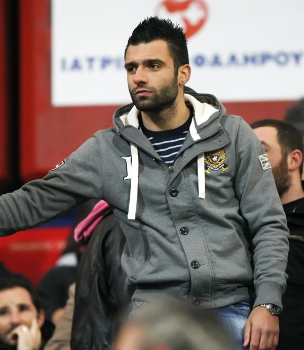 Νίκησε τον Πανιώνιο (2-1) και τα... δοκάρια ο Ολυμπιακός (photos)