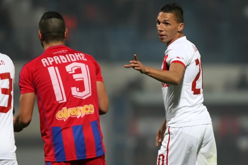 Νίκησε τον Πανιώνιο (2-1) και τα... δοκάρια ο Ολυμπιακός (photos)