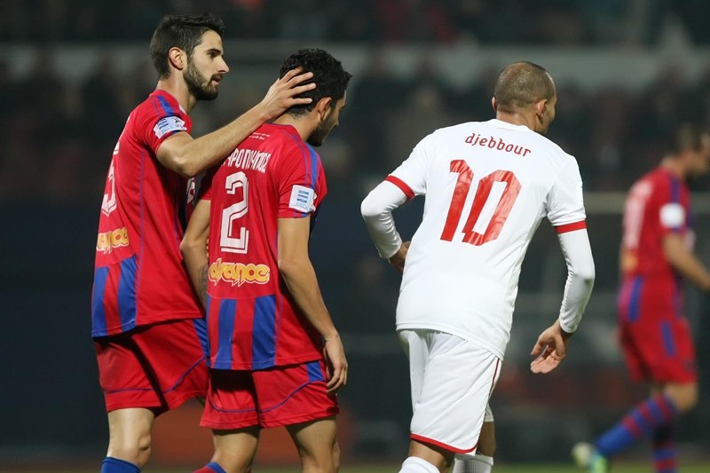Νίκησε τον Πανιώνιο (2-1) και τα... δοκάρια ο Ολυμπιακός (photos)