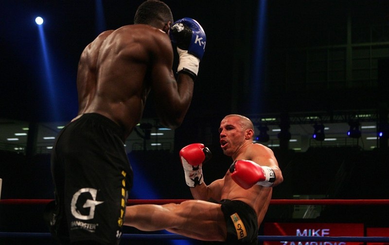 Κ-1 World Max 2012: «Γίγαντας» ο Ζαμπίδης (videos+photos)