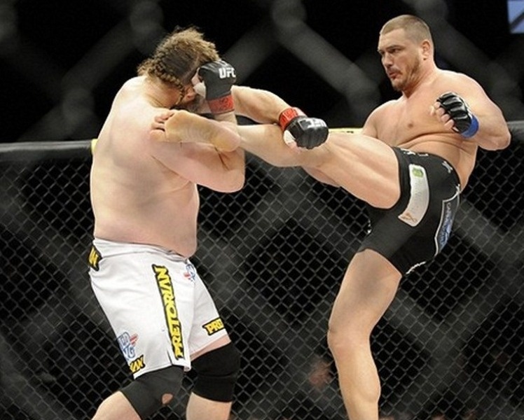 TUF Finale 16: Ισοπέδωσε και… έφυγε ο Nelson (videos+photos)