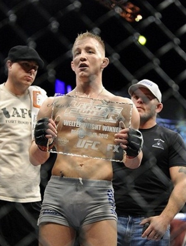 TUF Finale 16: Ισοπέδωσε και… έφυγε ο Nelson (videos+photos)