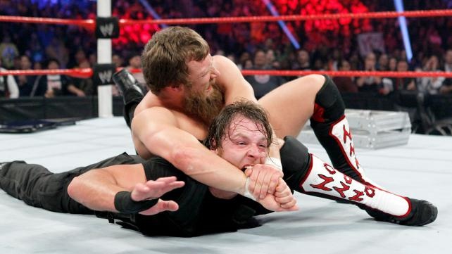 Tables, Ladders and Chairs: Τρελάθηκε πάλι η AJ (videos+photos)