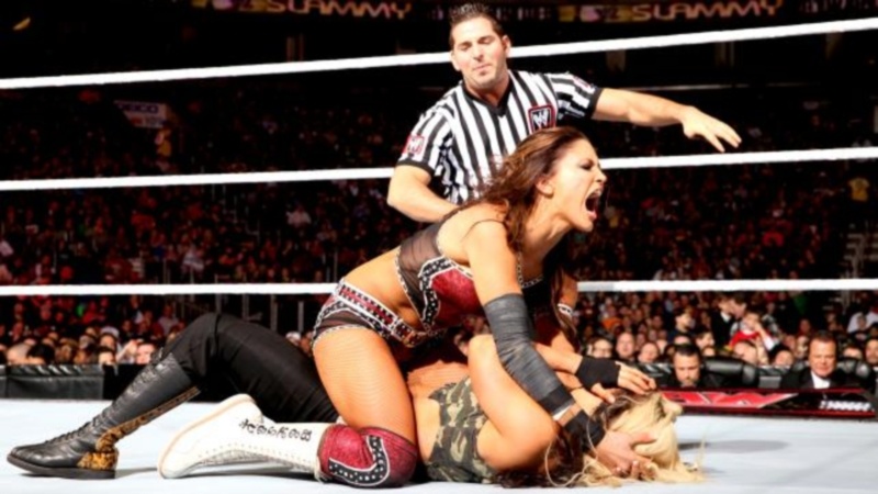 Raw SuperShow: Επέστρεψε στο WWE o Ric Flair (photos+videos)