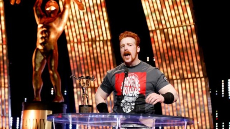 Raw SuperShow: Επέστρεψε στο WWE o Ric Flair (photos+videos)