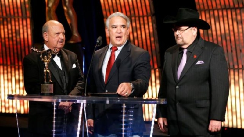 Raw SuperShow: Επέστρεψε στο WWE o Ric Flair (photos+videos)