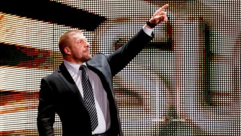 Raw SuperShow: Επέστρεψε στο WWE o Ric Flair (photos+videos)