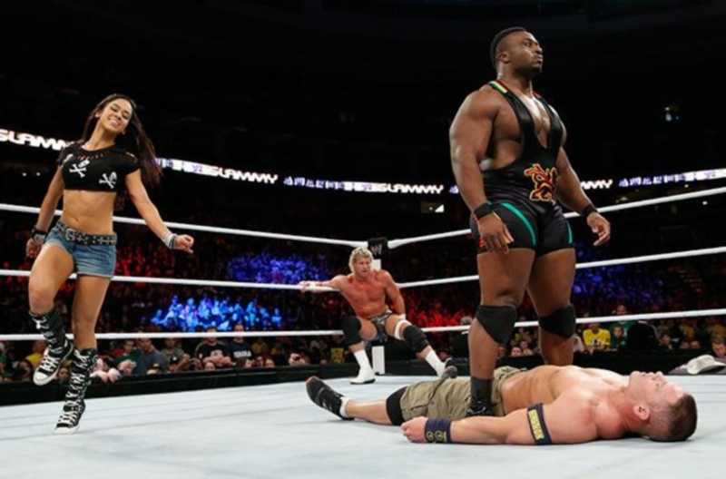 Raw SuperShow: Επέστρεψε στο WWE o Ric Flair (photos+videos)