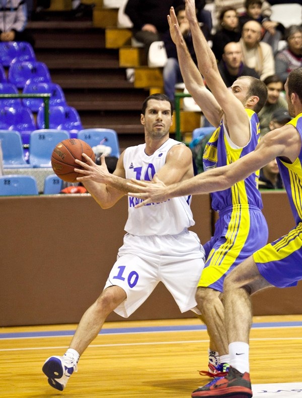 Καβάλα: Σούπερ ανατροπή! (photos)