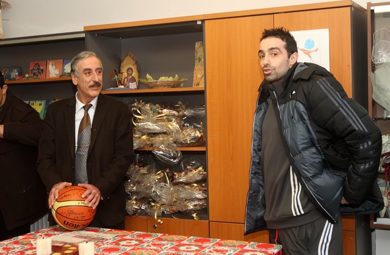 Χαλβατζάκης: «Το μπάσκετ θα συνεχίσει να προσφέρει στην κοινωνία» (photos)