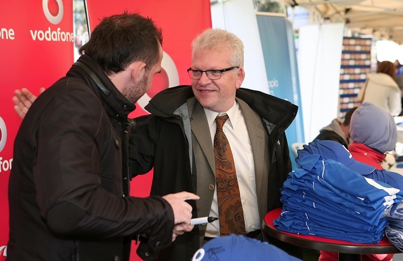 ΕΠΟ και Εθνική έστειλαν μήνυμα αγάπης (photos)