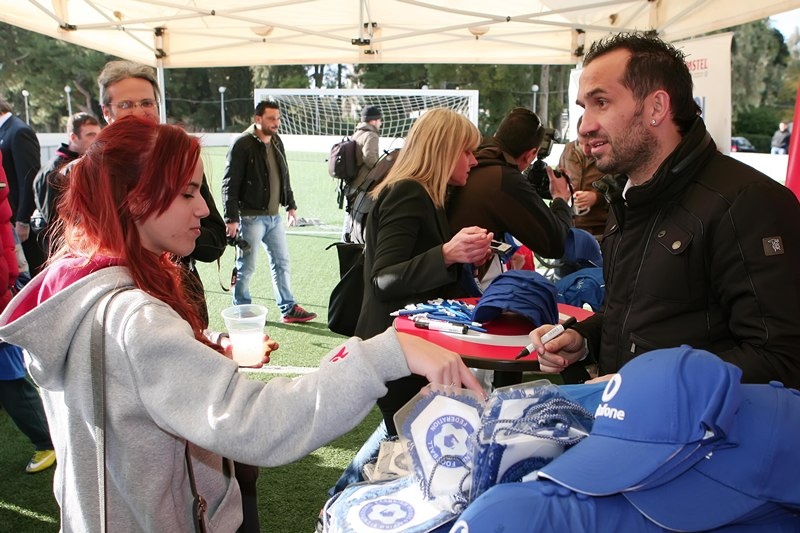 ΕΠΟ και Εθνική έστειλαν μήνυμα αγάπης (photos)