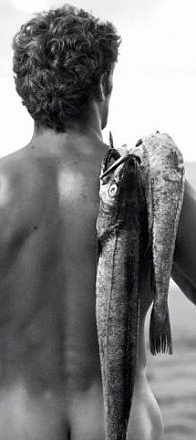 Γυμνή φωτογράφιση από Κλισί! (photos)