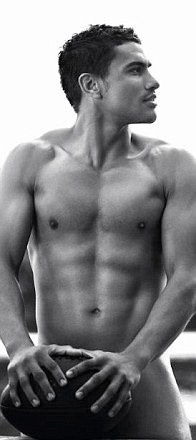 Γυμνή φωτογράφιση από Κλισί! (photos)