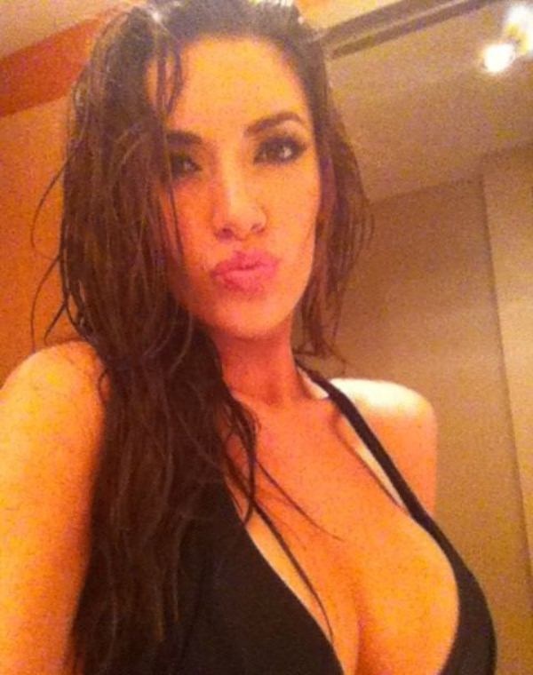 ΜΜΑ: Μηχανόβιο ring girl η Mercedes (photos)