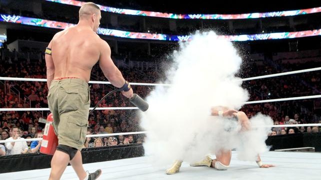 Raw SuperShow: Μετωπική για τον Άγιο Βασίλη! (photos+videos)