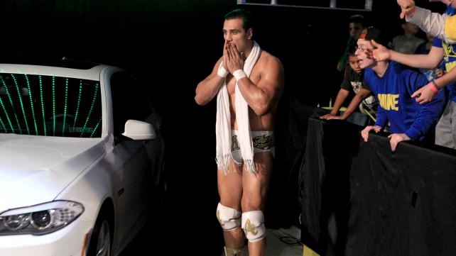 Raw SuperShow: Μετωπική για τον Άγιο Βασίλη! (photos+videos)