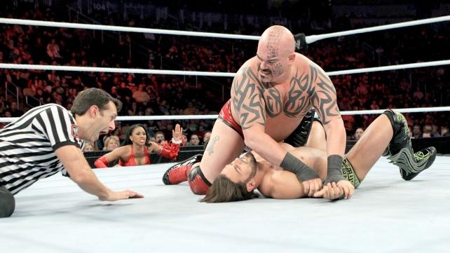 Raw SuperShow: Μετωπική για τον Άγιο Βασίλη! (photos+videos)