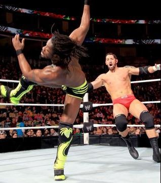 Raw SuperShow: Μετωπική για τον Άγιο Βασίλη! (photos+videos)