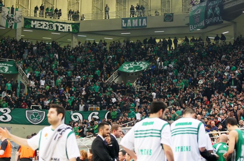 Υπόκλιση Καπόνο σε Παναθηναϊκό και κόσμο (photos)