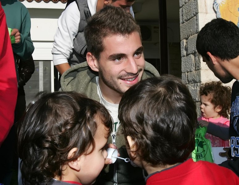 Παναθηναϊκός: Μοίρασε… αγάπη στο «Μητέρα» (photos)