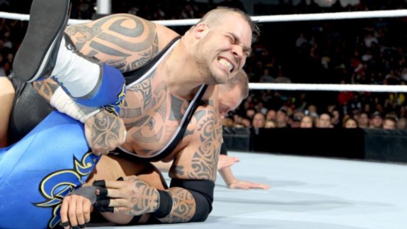 SmackDown: Νέα χρονιά με «brogue kick» (photos+videos)