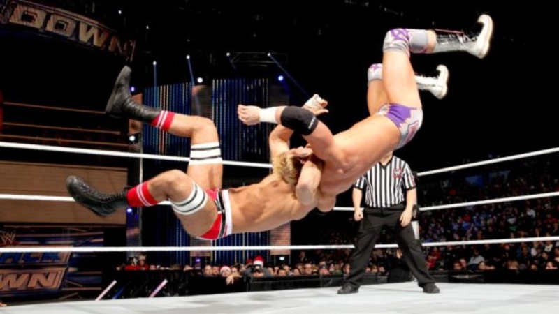 SmackDown: Νέα χρονιά με «brogue kick» (photos+videos)
