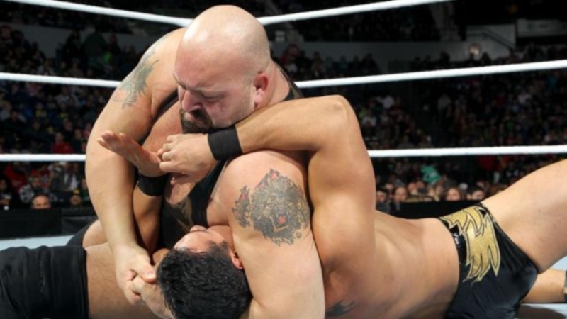 SmackDown: Νέα χρονιά με «brogue kick» (photos+videos)