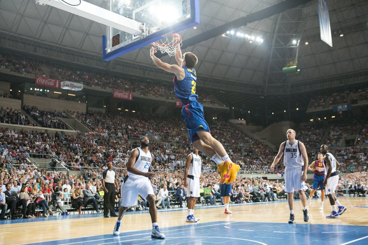 Μπαρτσελόνα: «Σάρας» και Ολυμπιακός στην ανασκόπηση του 2012 (photos)