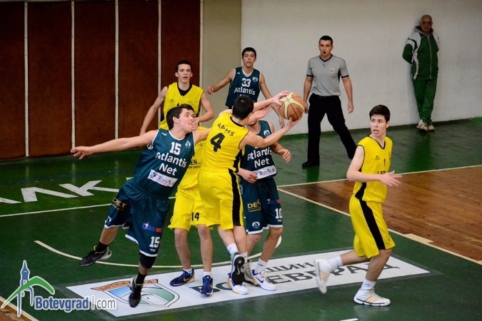 Άρης: Έλαμψαν οι Παίδες στη Βουλγαρία (photos)