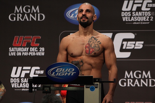 UFC 155: Όλοι στα κιλά τους (videos+photos)