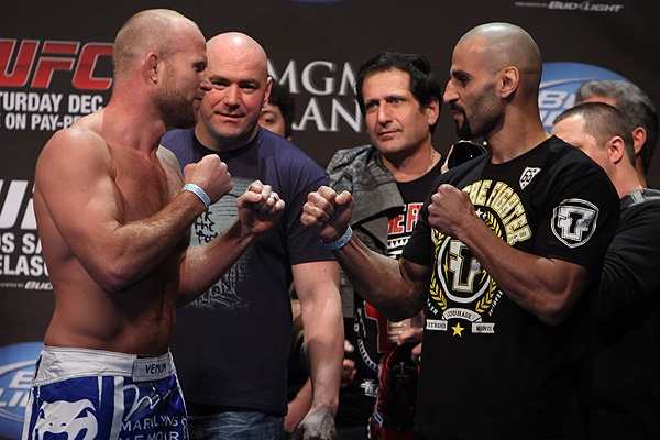 UFC 155: Όλοι στα κιλά τους (videos+photos)