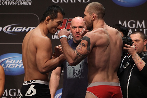UFC 155: Όλοι στα κιλά τους (videos+photos)