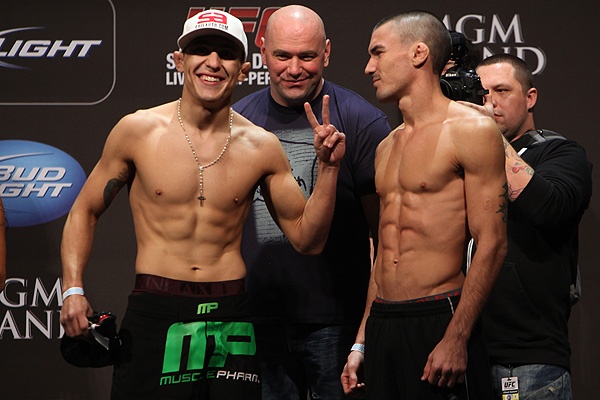 UFC 155: Όλοι στα κιλά τους (videos+photos)