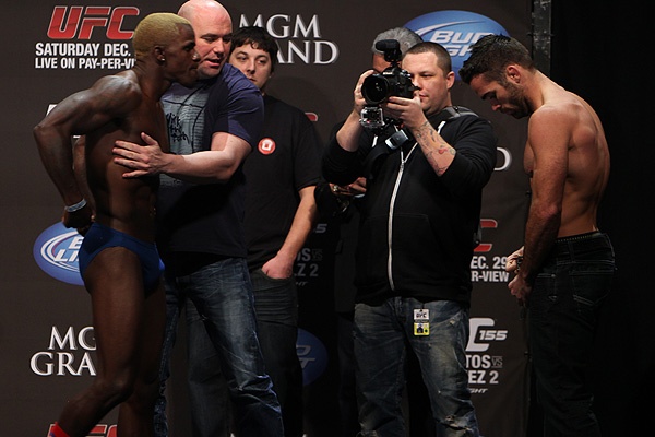 UFC 155: Όλοι στα κιλά τους (videos+photos)